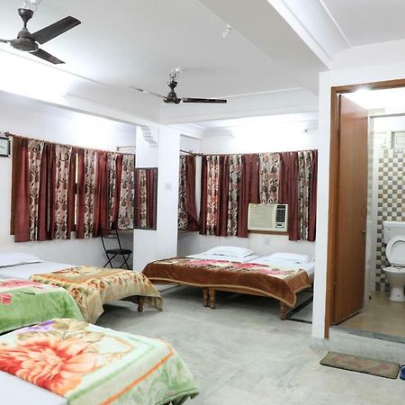 Boby Home Stay " Boby Mansion " Jaipur Exteriör bild